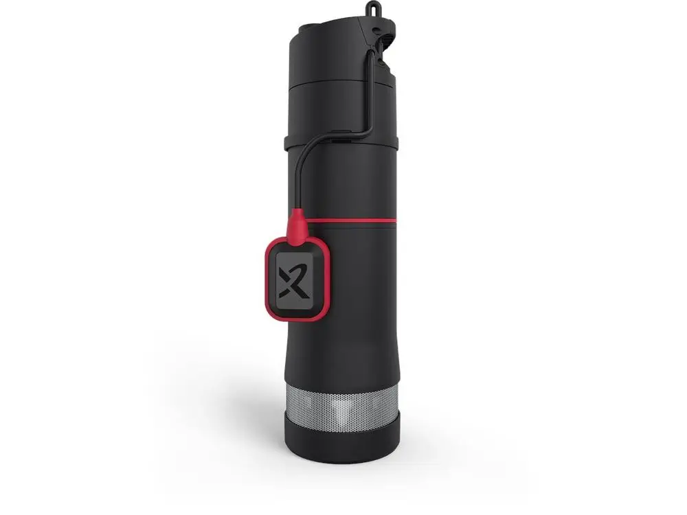 Schwarze, runde Pumpe von Grundfos mit einem roten Schalter. Der obere Teil ist mit einer Halterung und einer roten Zugkordel ausgestattet. Der untere Teil hat eine silberne Metalloberfläche.